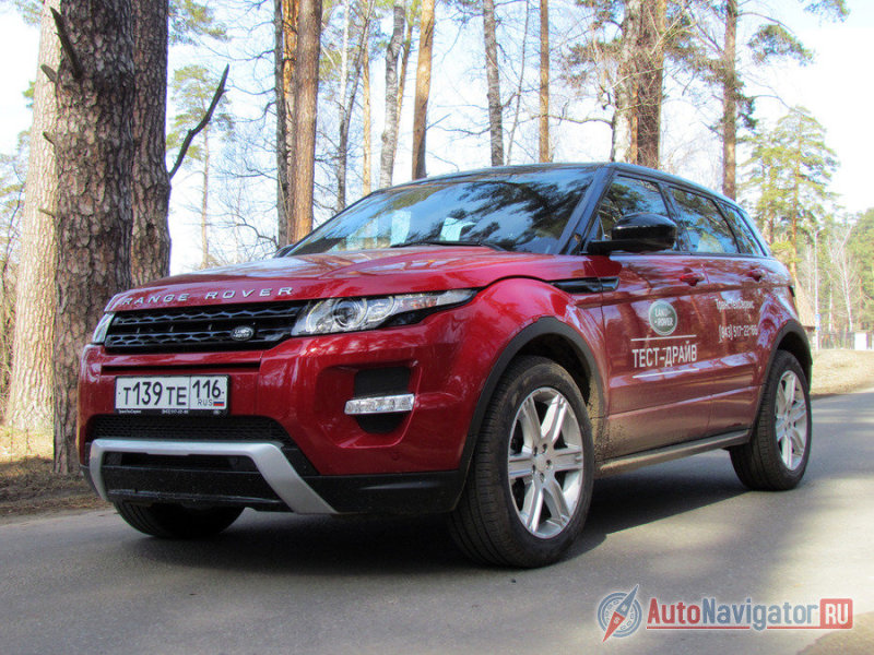 Акустический комфорт на достойном уровне. Слышно покрышки и легкий рокот дизельного мотора на стабильном ходу. Хотя на улице и в моменты резких ускорений голос двигателя становится громче