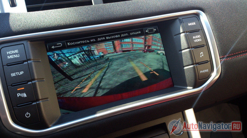 Обзор назад неважный. Выручает камера заднего вида, хотя качество картинки не премиальное