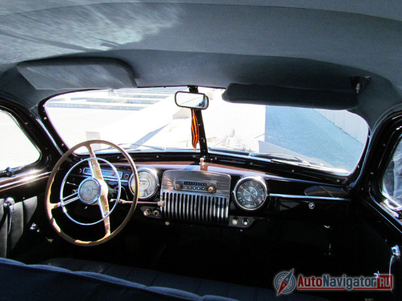 Впереди тесно. Салон из натурального дерева. Работа водителя – адская