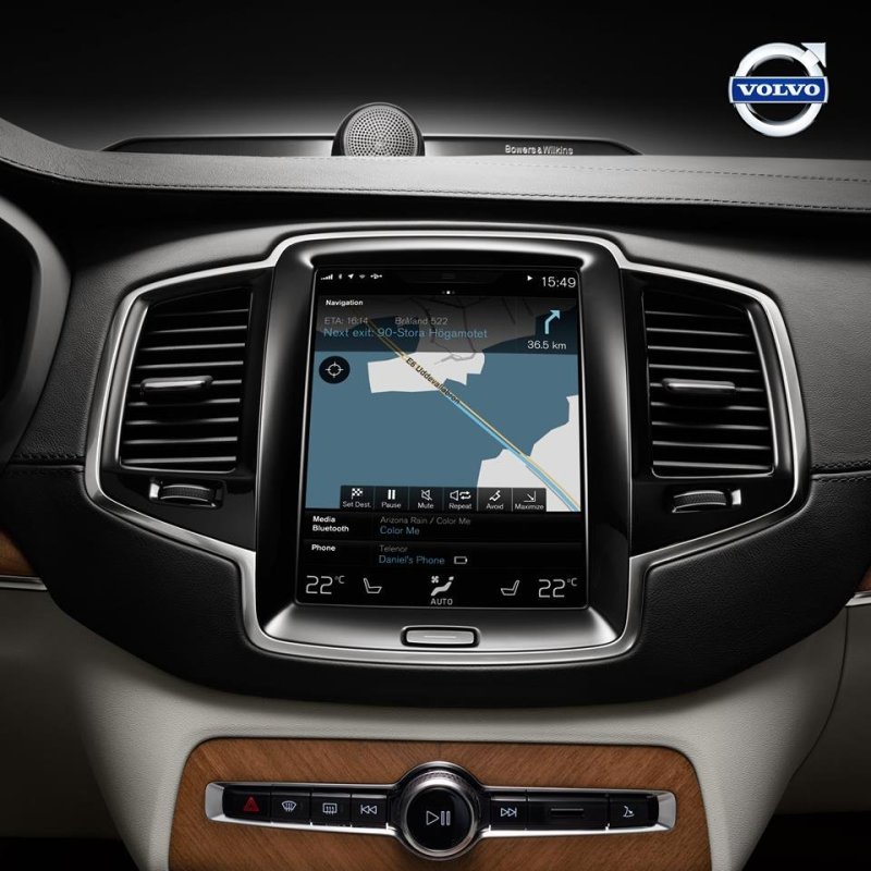 Интерьер Volvo XC90 II - официальное фото