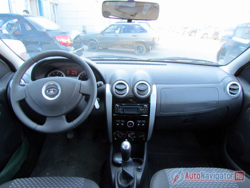 Интерьер «Лады Ларгус» - это «Рено Логан» первого поколения