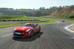 Nissan GT-R 2014: Дважды два – четыре 