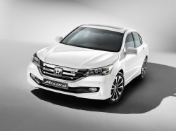 ММАС 2014: Обновленный седан Honda Accord