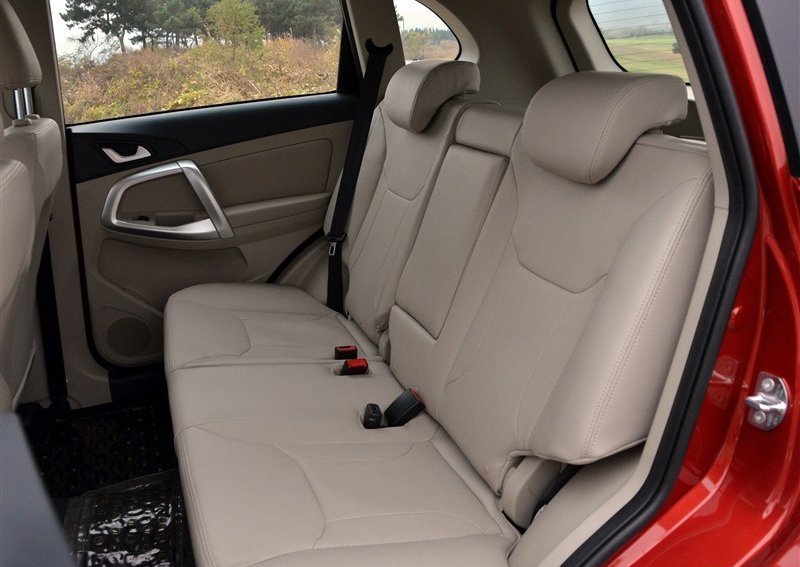 На втором ряду просторно