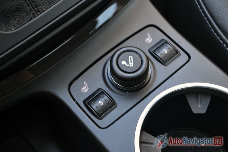 Подогрев сидений аж пятиступенчатый