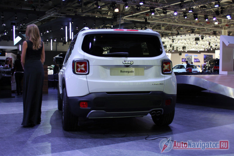 Главное не знать, что этот «зверь» создан на платформе FIAT 500L