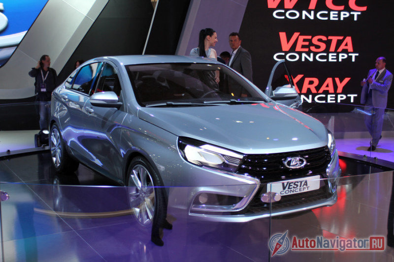 Именно корни «Сентры» читаются в самой упоминаемой премьере Lada – концепте Vesta