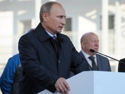 Владимир Путин призвал улучшать качество строительства дорог