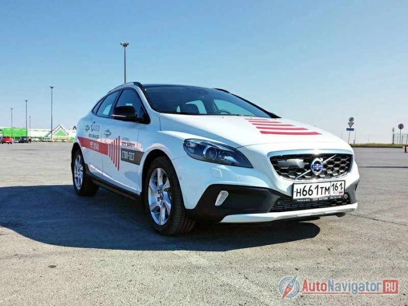 Volvo V40 Cross Country – отличный и сбалансированный «снаряд» для хорошего времяпровождения