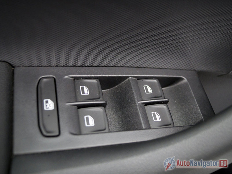 То же самое относится и к кнопкам стеклоподъемников