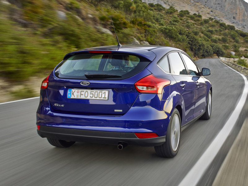 Доработки в корме затронули рисунок фонарей, а также оформление пятой двери