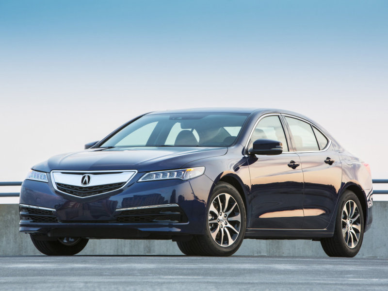 Седан Acura TLX получил весьма интересную внешность