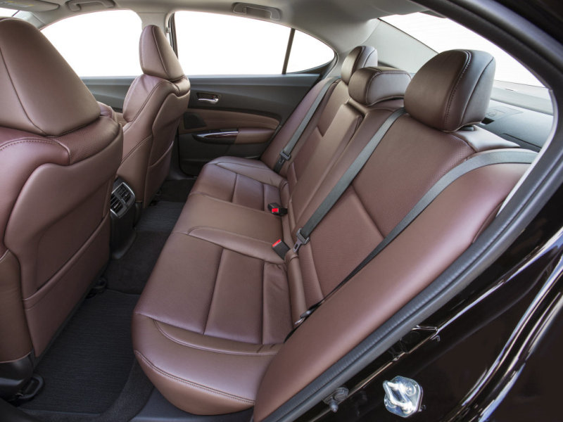 На втором ряду просторно