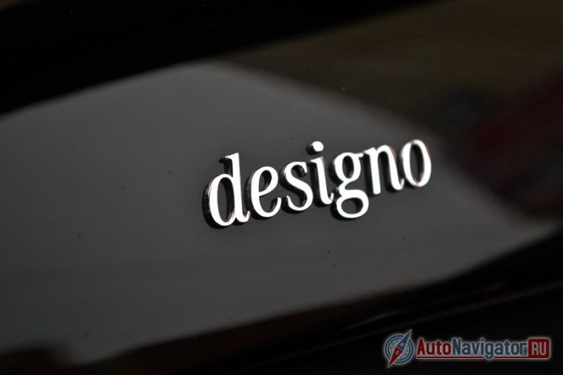 Такой шикарный интерьер есть не у всех GL, тестовый автомобиль был с пакетом designo