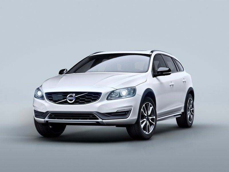 Универсал Volvo V60 Cross Country к дебюту готов