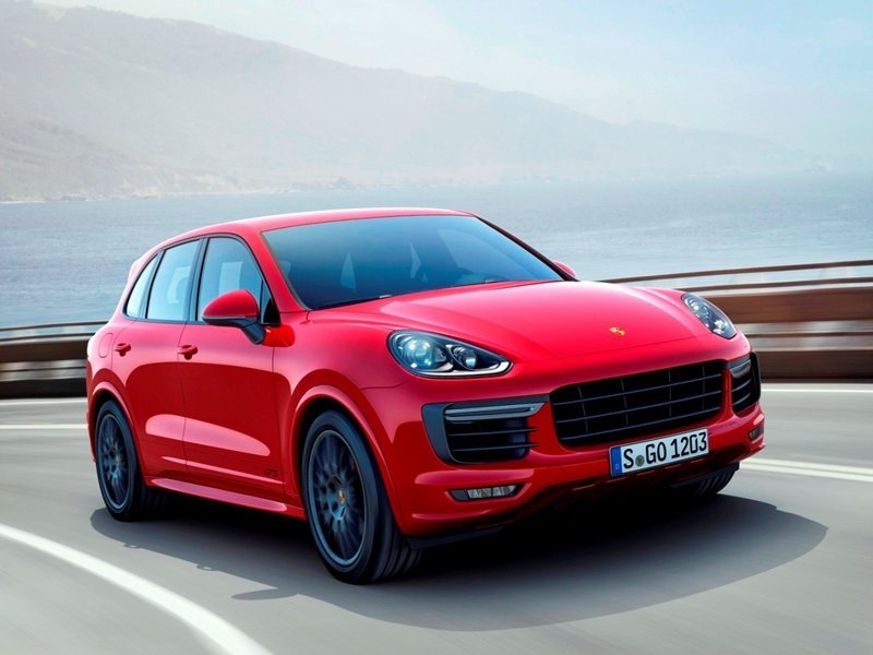 Обновленный Porsche Cayenne GTS —  в России от 5 247 000 рублей