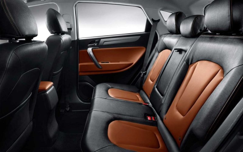 На втором ряду очень просторно