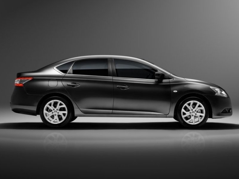 Nissan Sentra — в России от 679 000 рублей