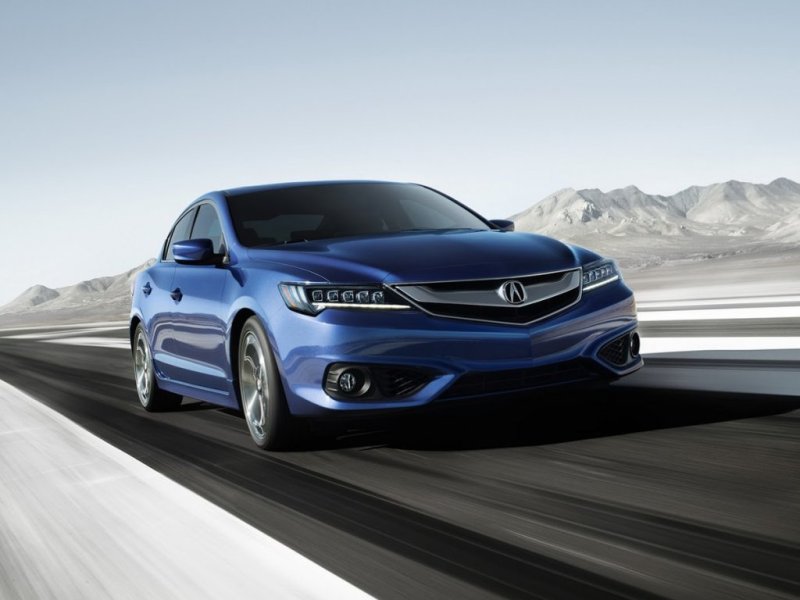 Седан Acura ILX немного обновился