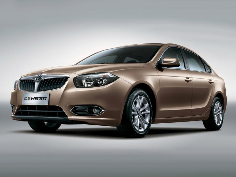 Носовая часть может похвастаться светодиодной оптикой и грамотными пропорциями всех деталей