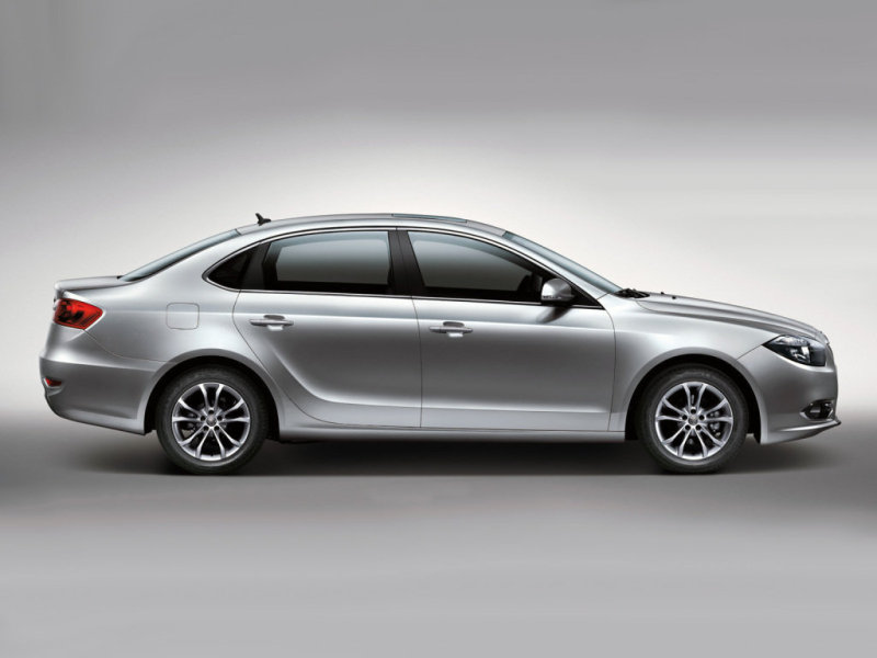 Профиль строен и динамичен