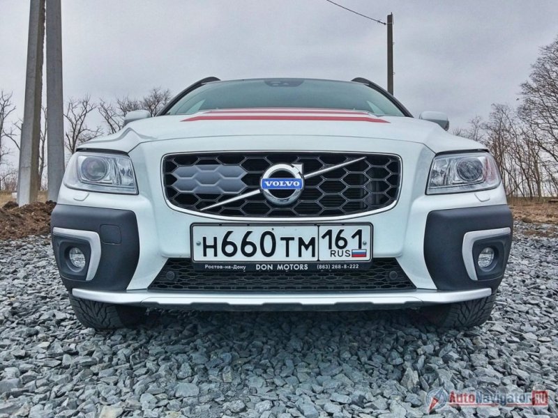 Volvo XC70 оборудован электроникой и системами активной безопасности по высшему разряду