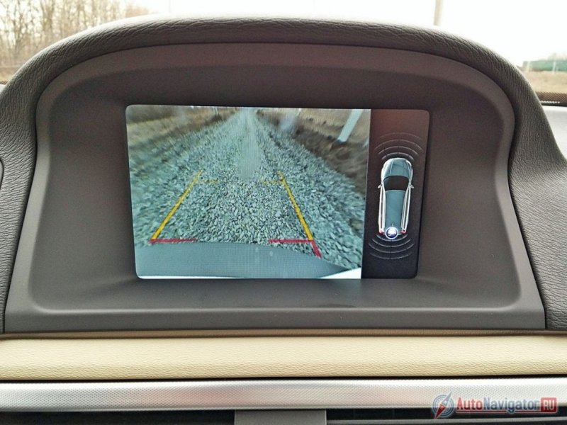 Камера заднего вида очень помогает при маневрировании