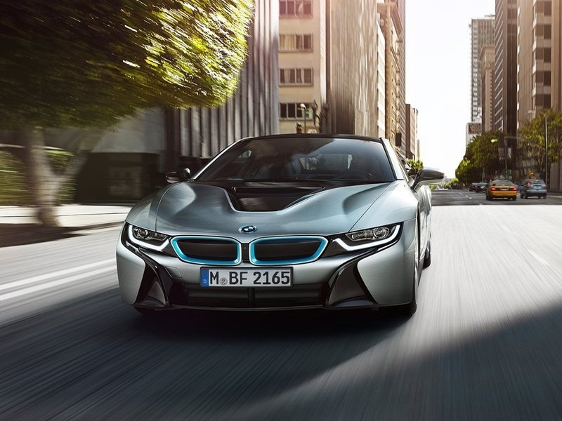 В России открылся первый шоу-рум BMW i