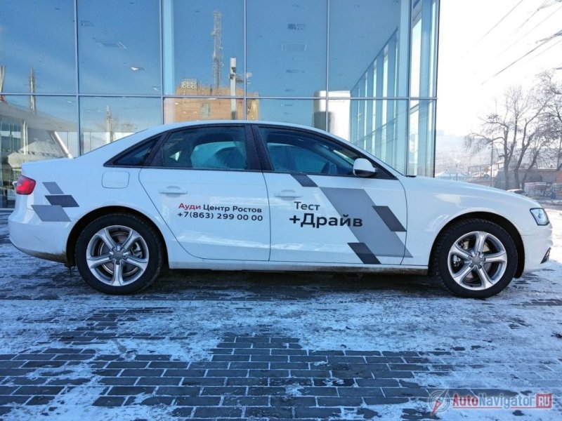 Издалека в профиль модель A4 можно легко спутать со «старшим по званию» седаном A6 – «четверка» выглядит так же дорого и солидно