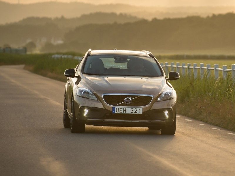 Volvo проводит испытания нового трехцилиндрового двигателя