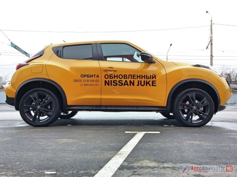 Ведущая роль при создании «Джука» досталась дизайнерам - они нарисовали интересную оболочку, в которую проектировщикам пришлось впихнуть интерьер