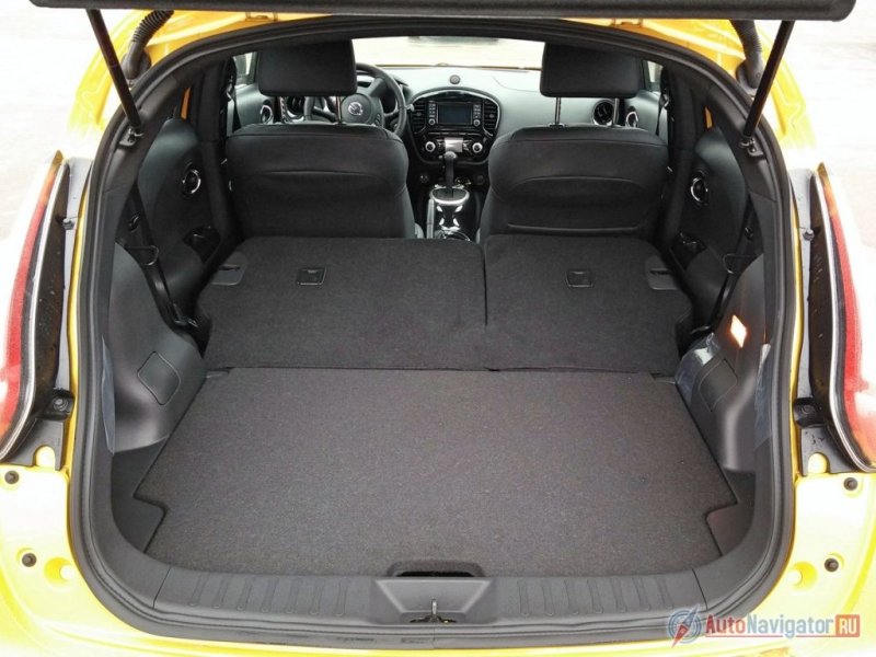 Объем при сложенных задних сиденьях – 1189 л