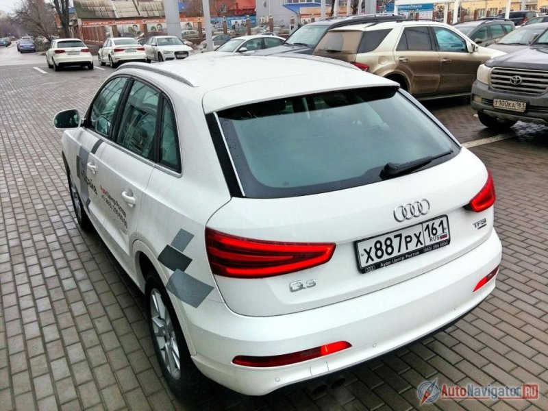 Колесные арки, «калитка» багажника, двери, пороги – все эти элементы окрашены в цвет кузова 