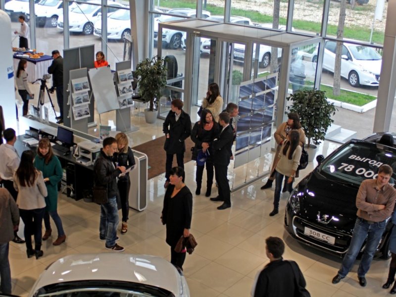 Остатков авто не будет (кризис и дефицит автомобилей в 2014-2015 гг.)