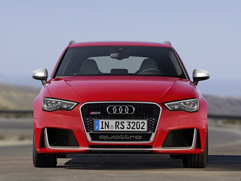 Представлен хот-хэтч Audi RS3 Sportback New
