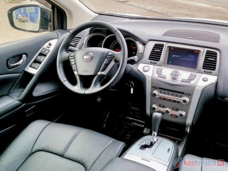 Murano может похвастаться отличным качеством сборки и достойными материалами отделки