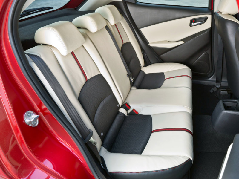 На втором ряду просторно