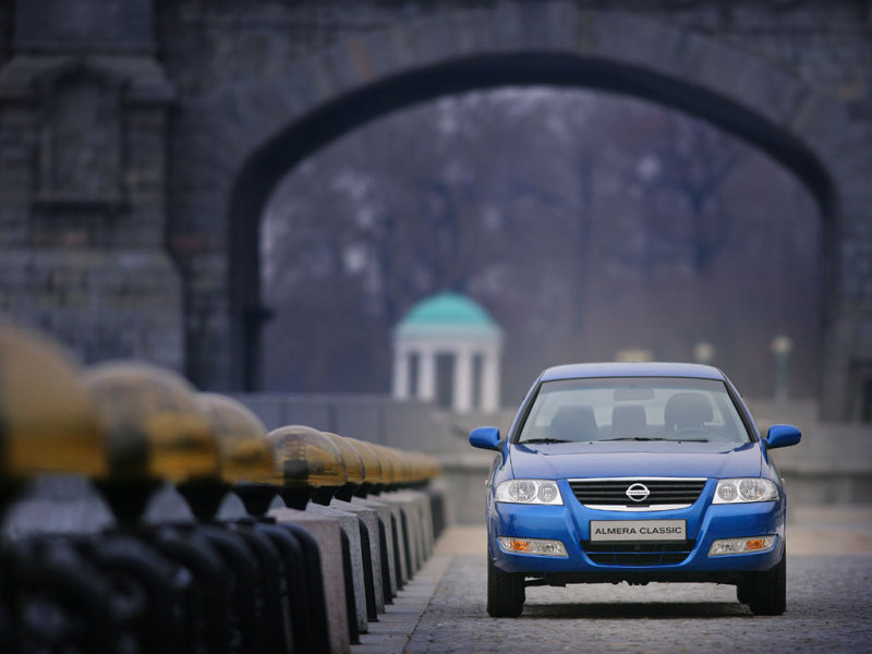 Высокий клиренс и отсутствие низко висящих частей дают уверенность при эксплуатации в рамках российских дорог. Была бы еще подвеска покрепче...