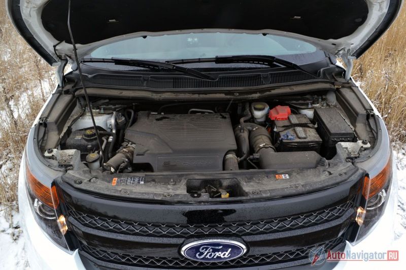 Это 3,5-литровый EcoBoost мощностью 345 «лошадей», а есть еще Cyclone того же объема, выдающий специально для России 249 л.с.