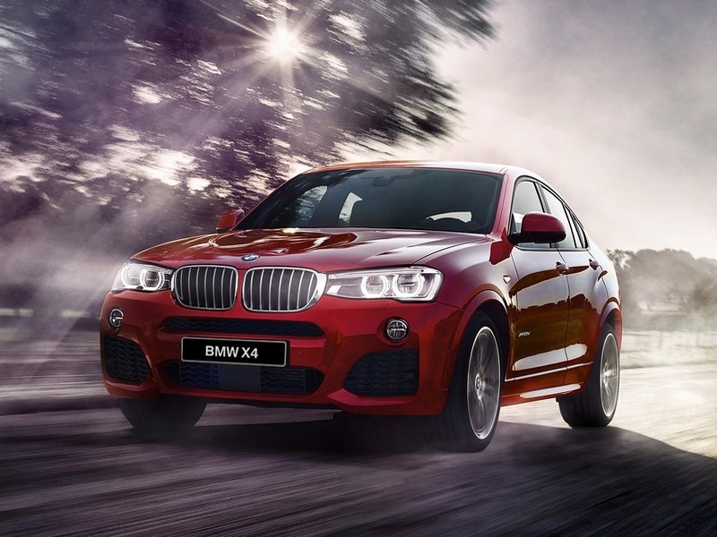 Автомобили BMW в третий раз подорожали в России