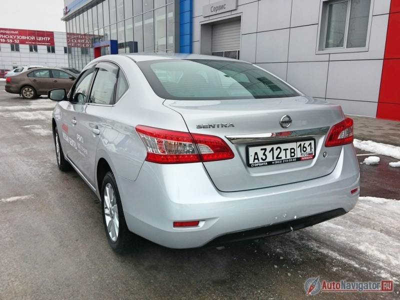 Не спорю — для передвижения по городу лучше всего подходят «автоматы» и вариаторы, но они дороги. В кризис же нужно экономить