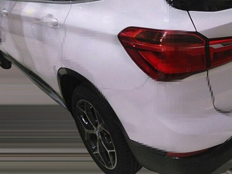 BMW X1 2016 — новые шпионские фотографии