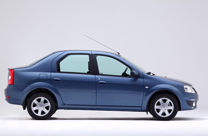 Доминанта на рынке – «Логаны» с пятиступенчатой «механикой». На ее здоровье жалуются единицы, причем проблема сопротивления при включении передач, чаще всего, решается регулировкой сцепления, претензий к которому тоже нет