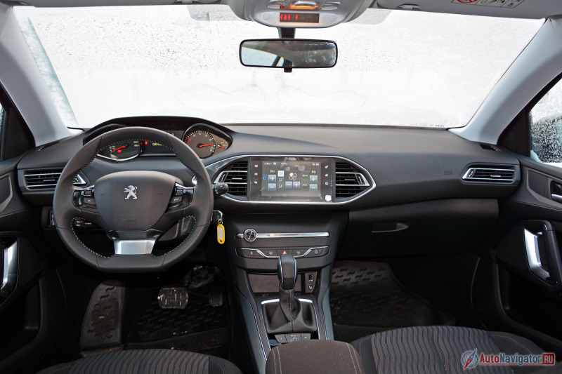 Качество интерьера на уровне флагмана 508 и немецких конкурентов