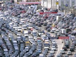 Рост российского страхового рынка в 2015 году замедлится