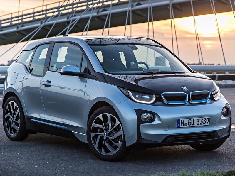 Владельцы BMW i3 и i8 получили набор уникальных услуг