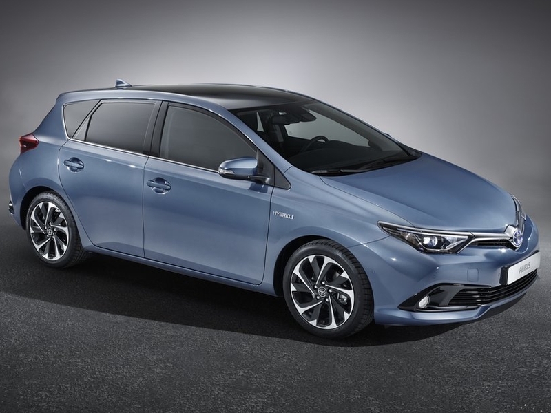 Обновленный хэтч Toyota Auris будет показан на выставке в Женеве
