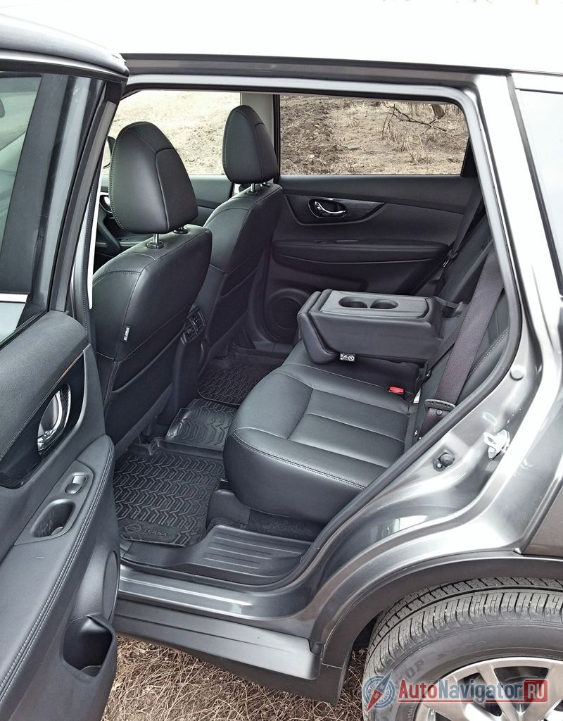 Задняя часть салона достойна похвалы
