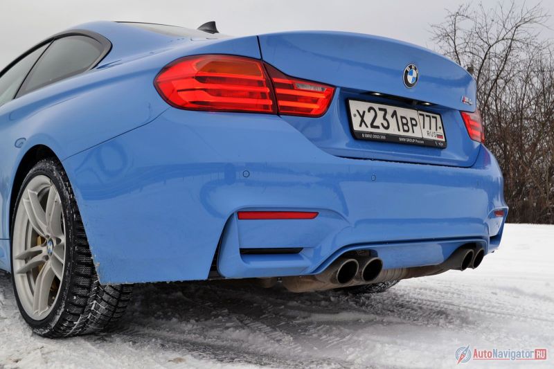 Четыре выхлопных трубы всегда смотрятся лучше, чем одна