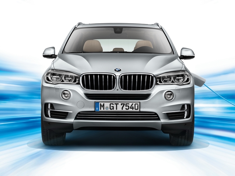 BMW X5 xDrive40e скоро появится в продаже